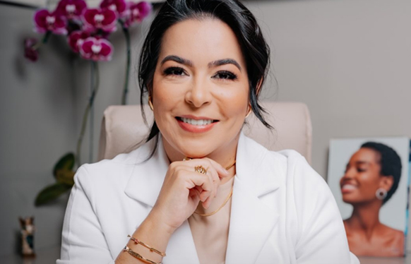 Drª Cinthia Meira - Dermatologista em Montes Claros - MG